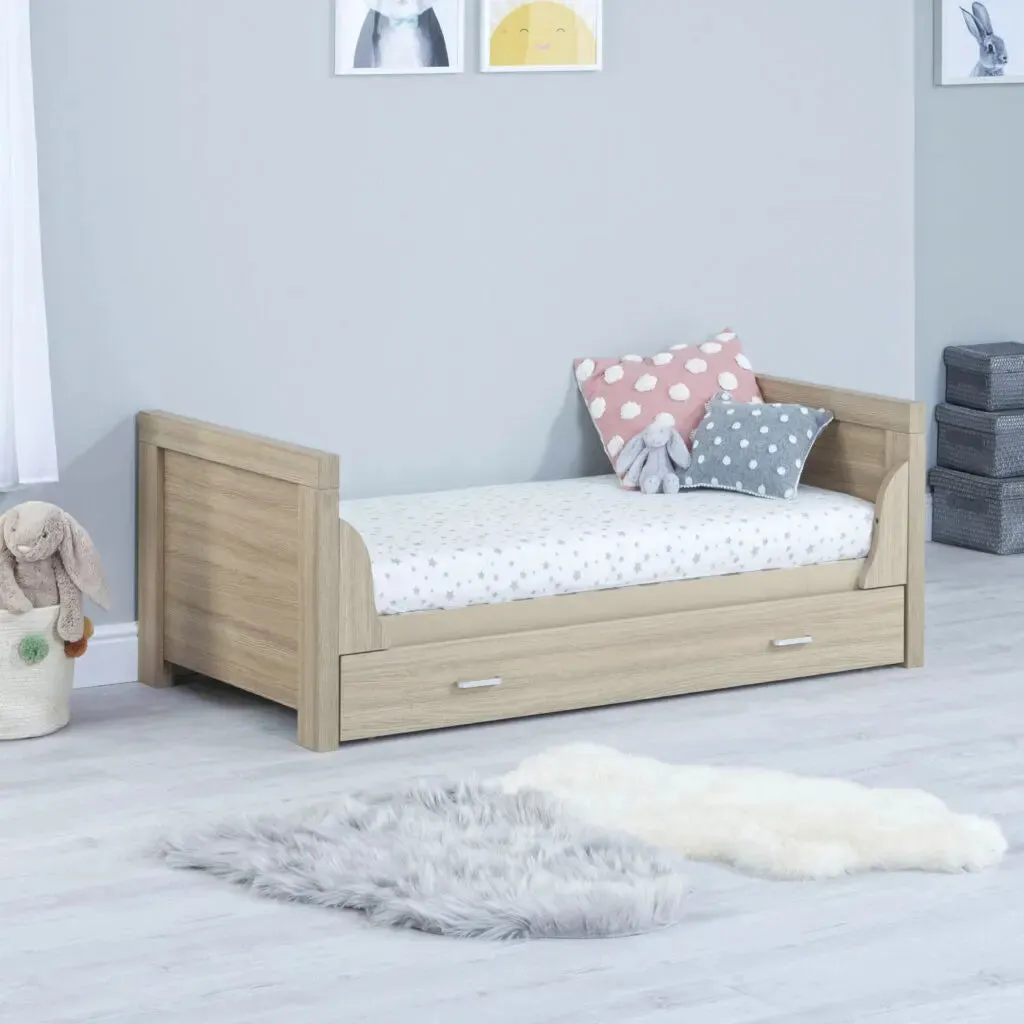 Luno Cot Bed - Oak