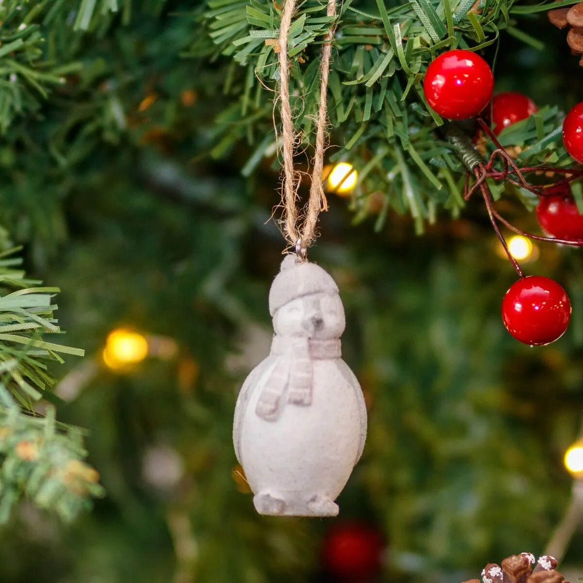 Resin Penguin Tree Decoration